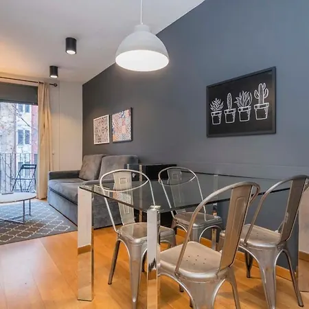 Апартаменты The Collection - Modern And Bright In Eixample 2-2 *