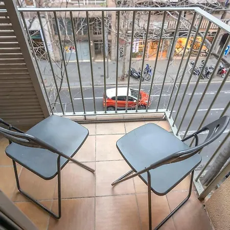 Modern And Bright In Eixample 2-2 Barcelona